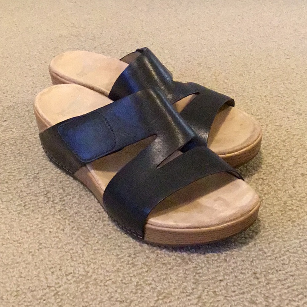 Dansko Lacee Sandals in Dans Black Burnish